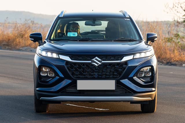 Maruti FRONX car image